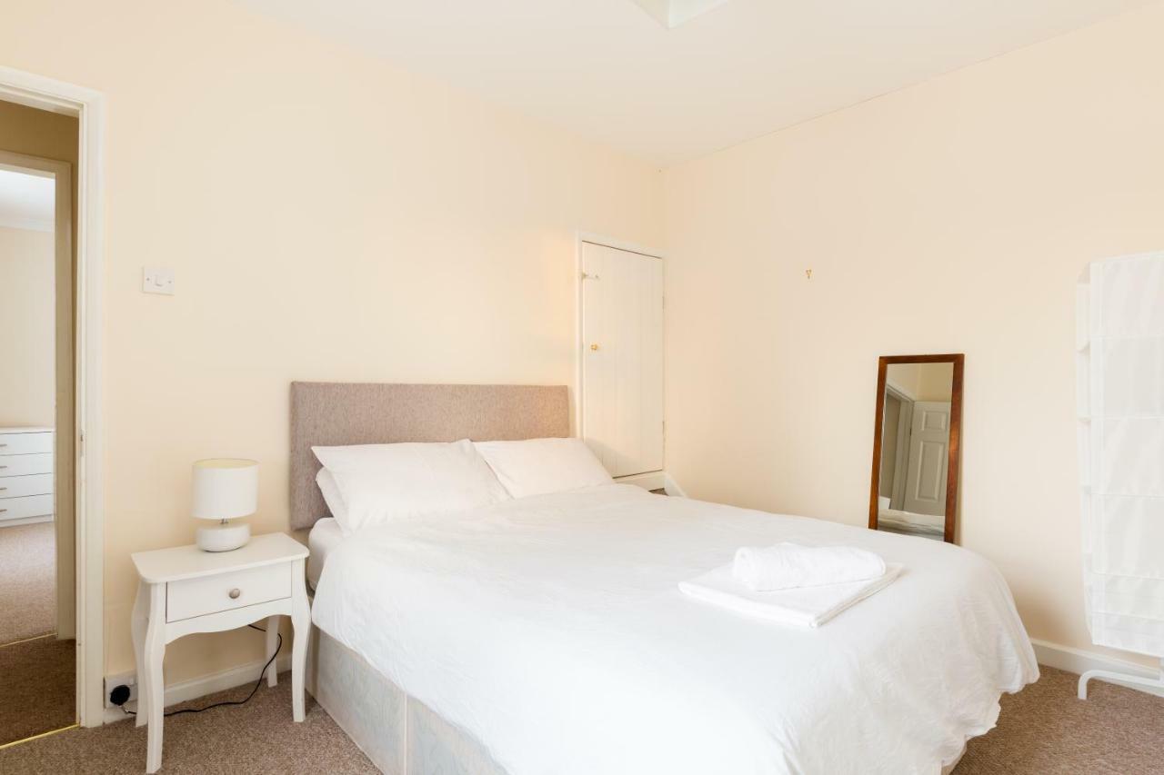 Well Presented 2 Bedroom House - Sleeps Four Leamington Spa Exterior foto