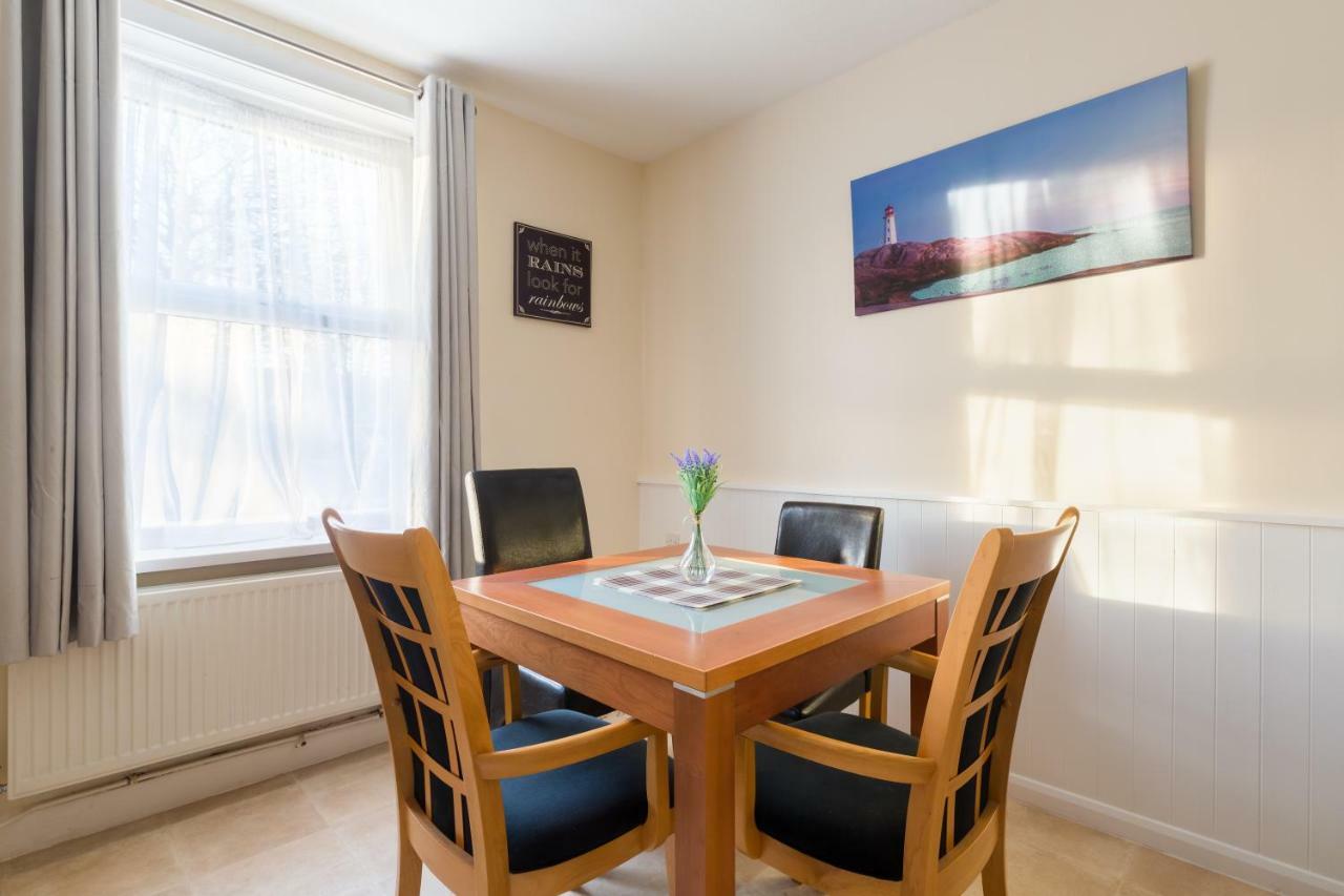 Well Presented 2 Bedroom House - Sleeps Four Leamington Spa Exterior foto